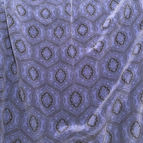 C. Wonder Geometric Print 100% Silk Faux Button Front Blouse Size S - Picture 6 of 7
